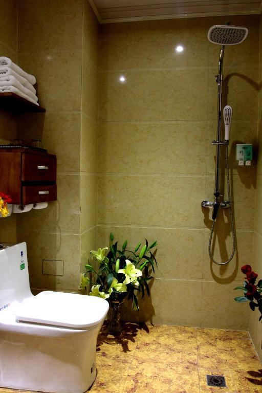 Yiwu Guoheng Hotel Eksteriør billede
